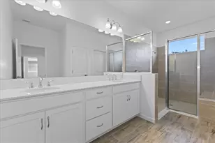 9576 Vibrant Ln, Venice, FL 34292 - Photo 10