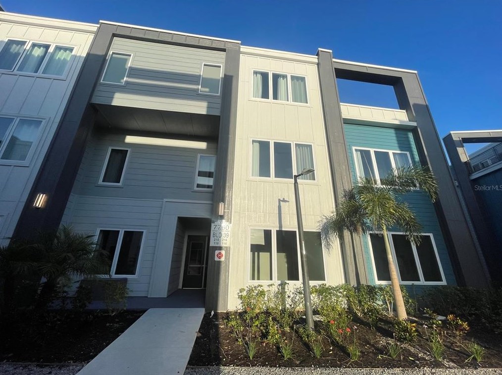 7760 Sandy Ridge Dr #116, Kissimmee, FL 34747