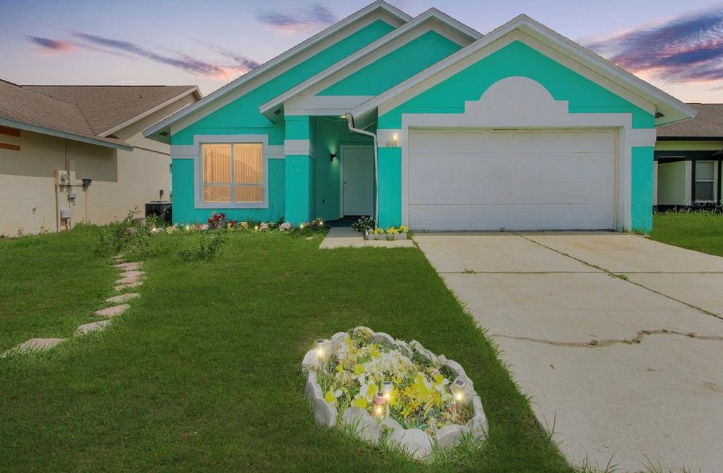 8815 Parliament Ct, Kissimmee, FL 34747