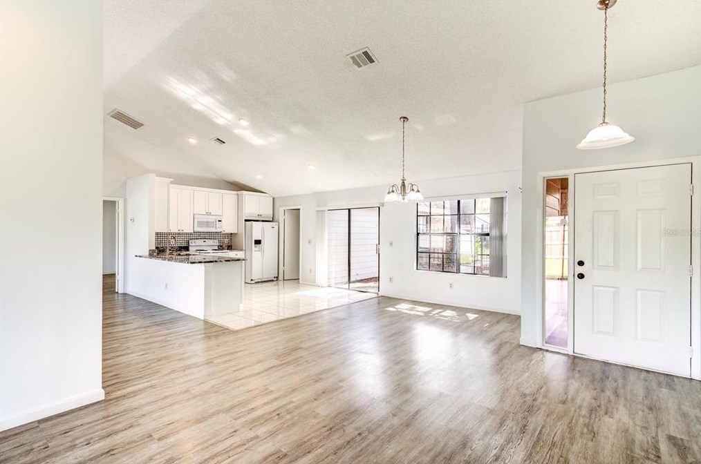 1677 Grange Cir, Longwood, FL 32750