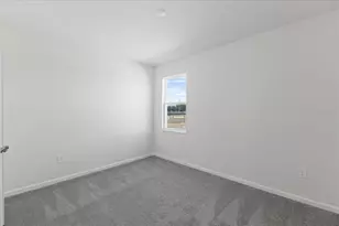 9572 Vibrant Ln, Venice, FL 34292 - Photo 14