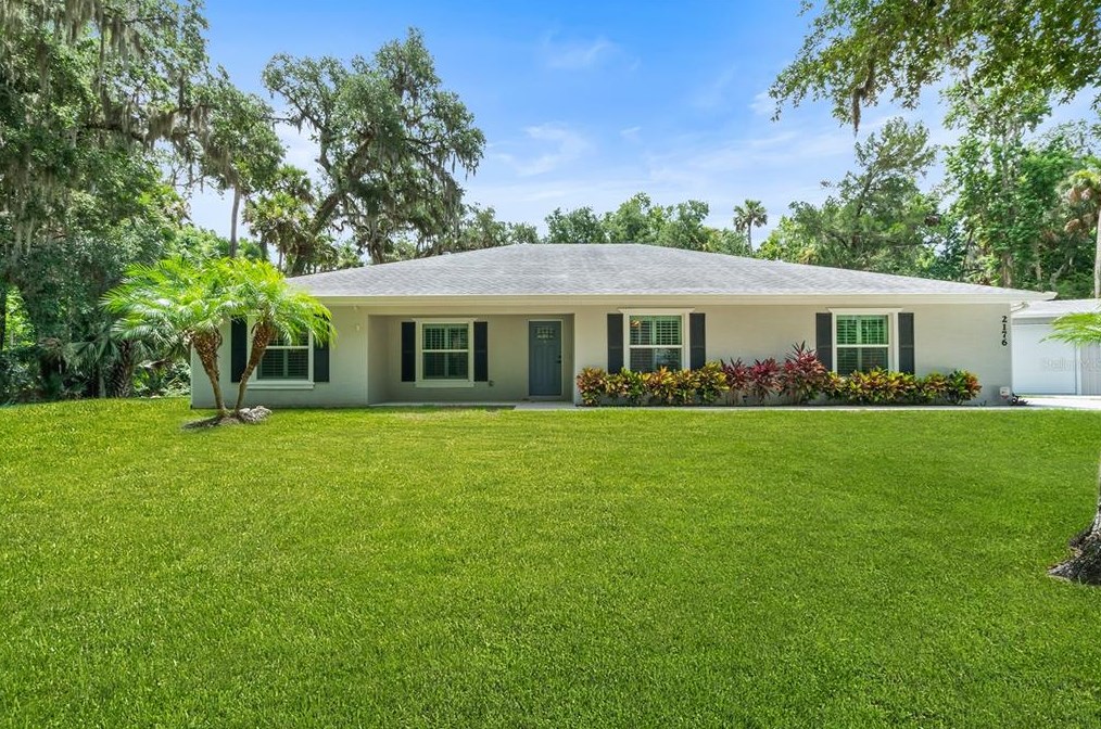 2176 Juanita Dr, New Smyrna, FL 32168