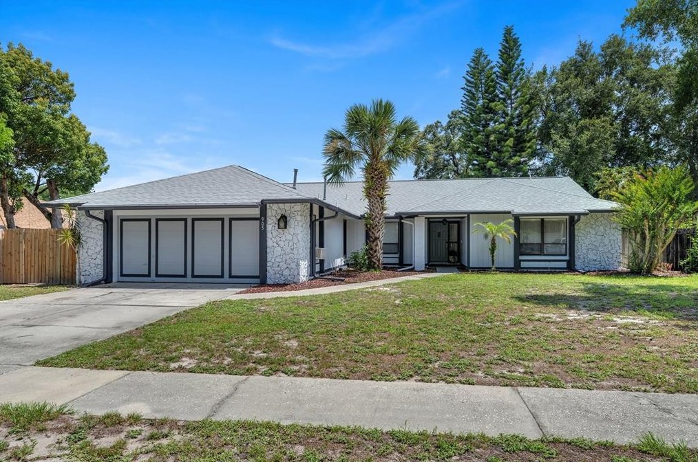 905 Logenberry Trail, Casselberry, FL 32708