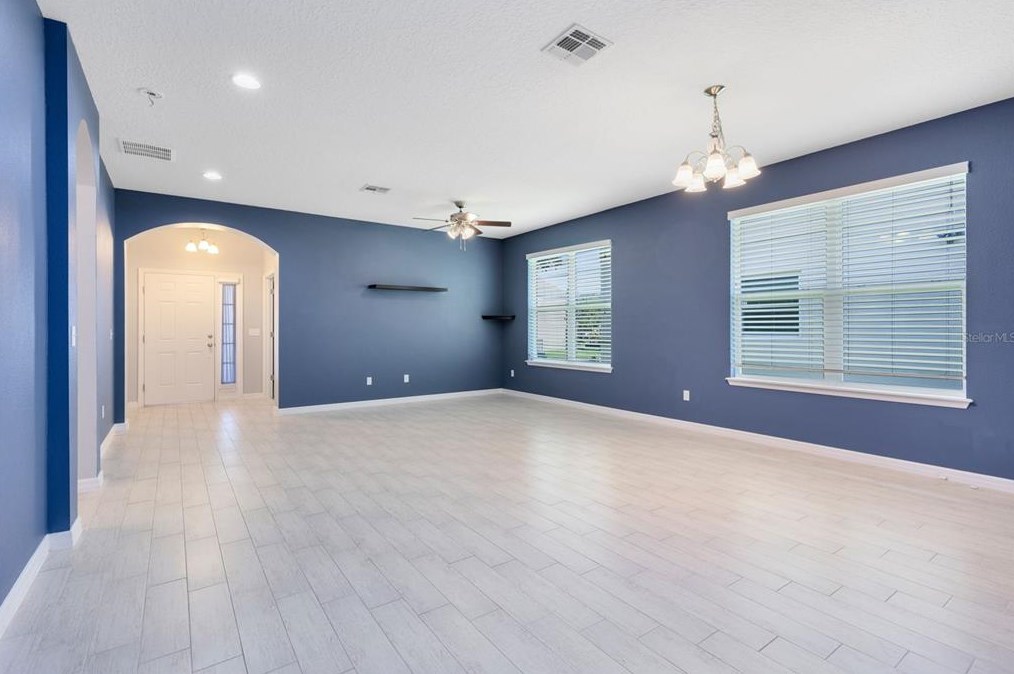 2144 Candlenut Cir, Apopka, FL 32712