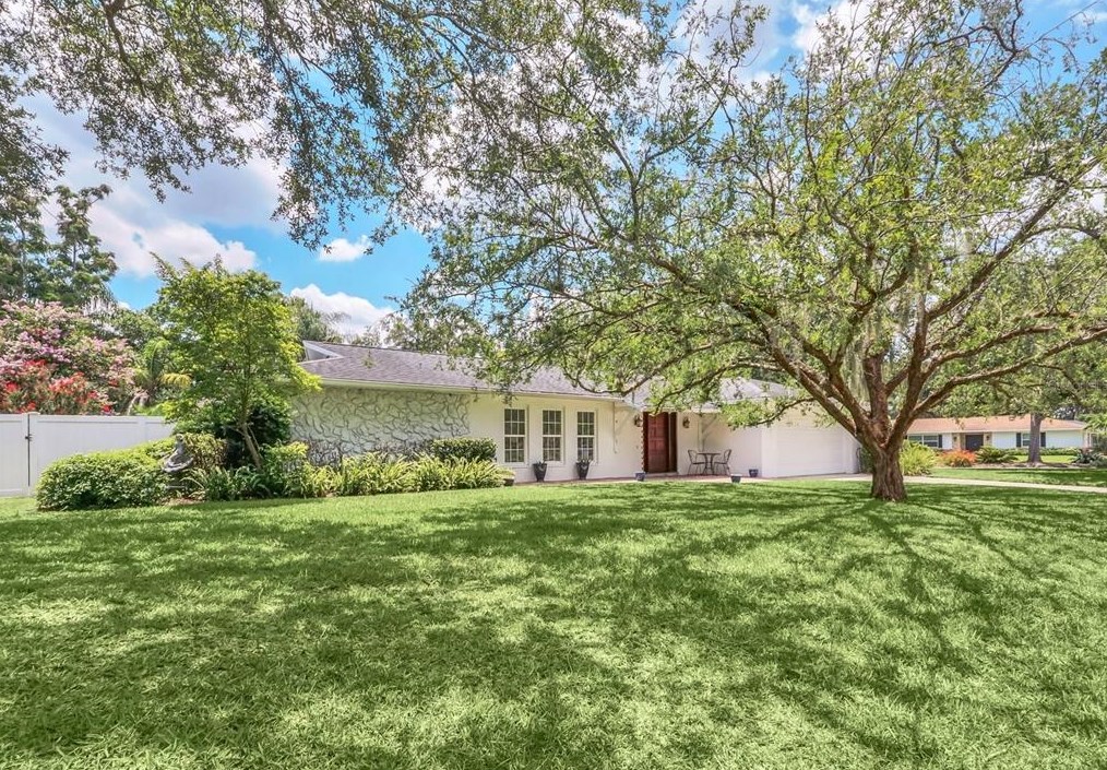 4372 Carolwood St, Orlando, FL 32812-7982