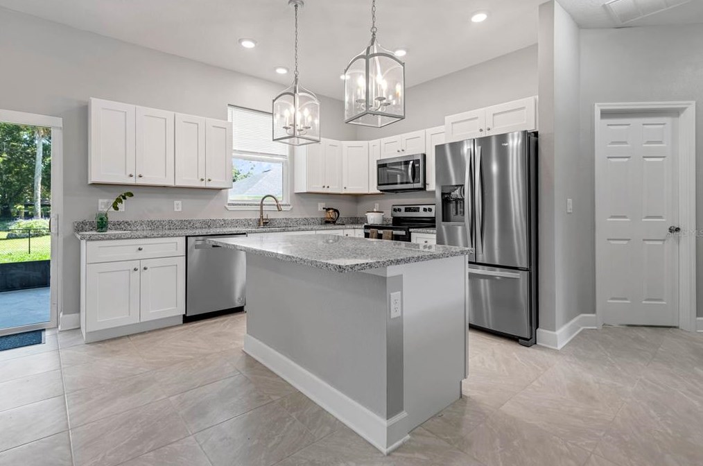 370 Routh Ave, New Smyrna, FL 32168