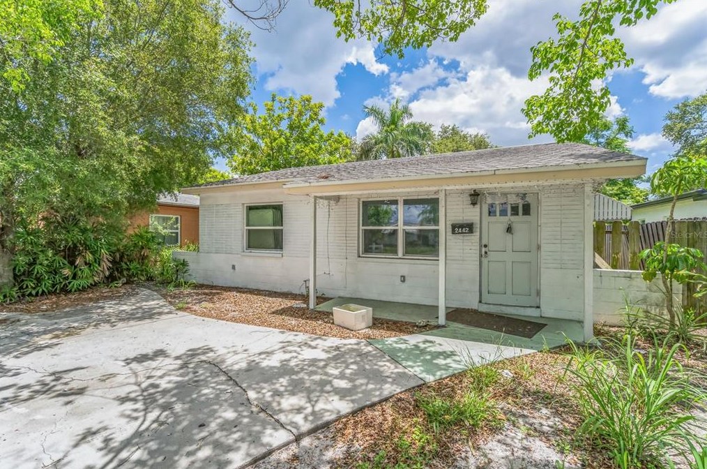 2442 40th Ave, Saint Petersburg, FL 33714-4019