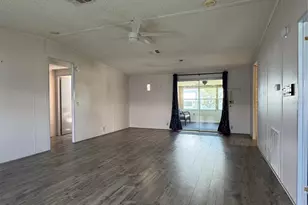 550 St Johns Rd, Tavares, FL 32778 - Photo 24