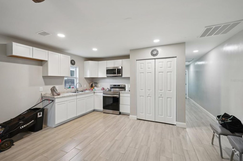 2802 Ave M Nw #a, Winter Haven, FL 33881