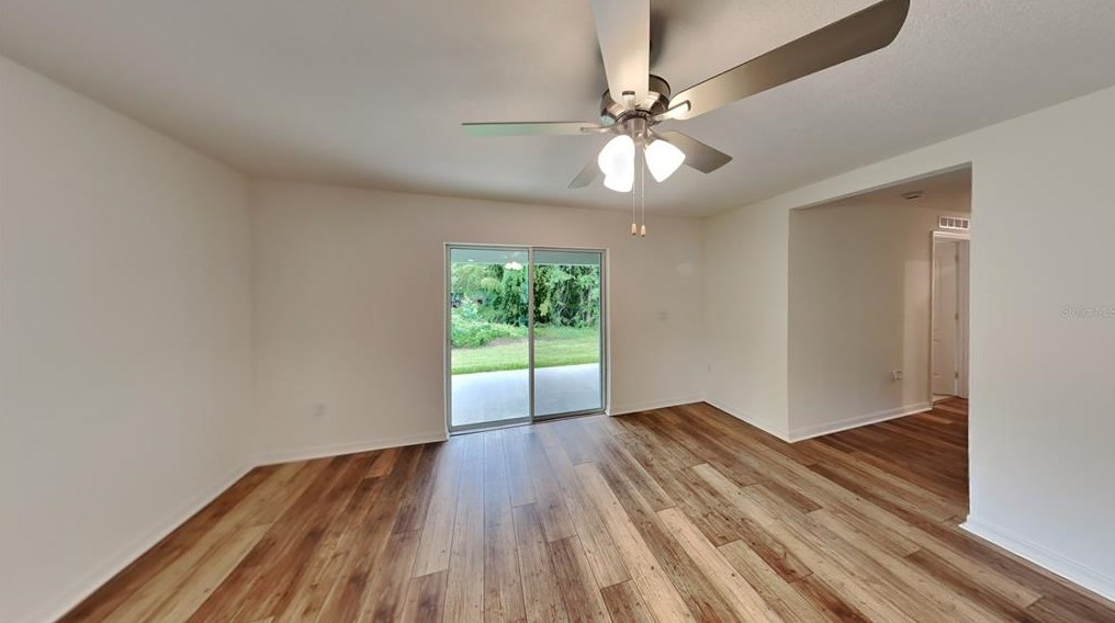 2021 7th Ave, Deland, FL 32724