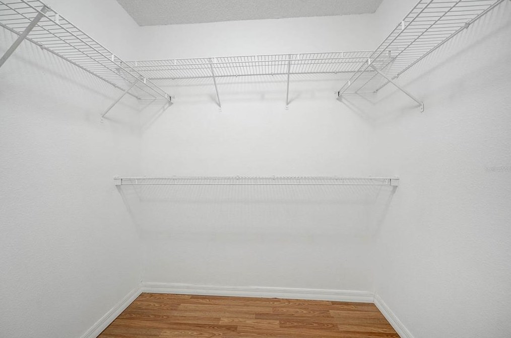 2390 Andrews Valley Dr, Kissimmee FL  34758-1709 exterior