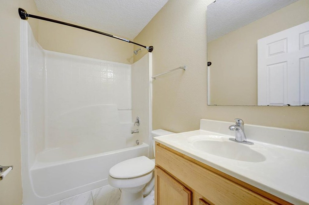 2390 Andrews Valley Dr, Kissimmee FL  34758-1709 exterior