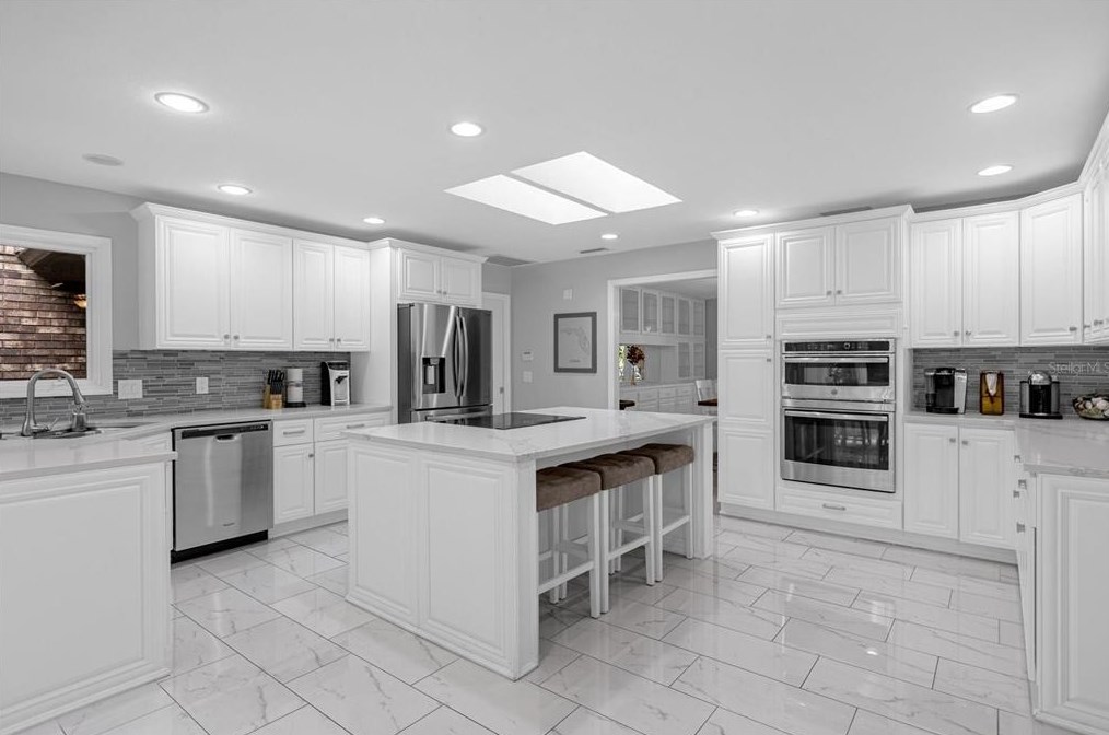 2331 Spg Lndg Blvd, Longwood FL  32779-3706 exterior