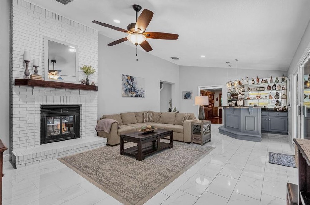 2331 Spg Lndg Blvd, Longwood FL  32779-3706 exterior