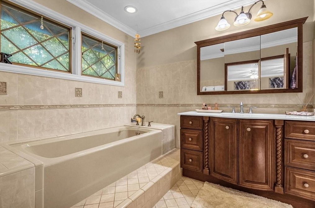 2331 Spg Lndg Blvd, Longwood FL  32779-3706 exterior