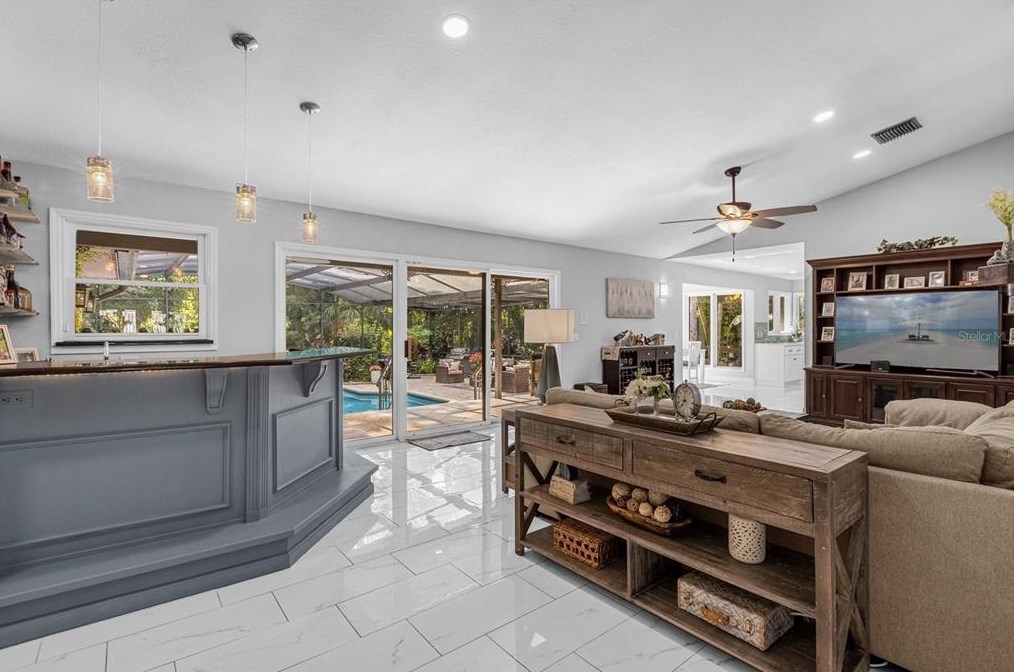 2331 Spg Lndg Blvd, Longwood FL  32779-3706 exterior