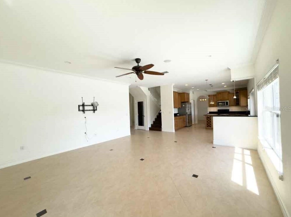 1221 Castleport Rd, Winter Garden FL  34787-4645 exterior