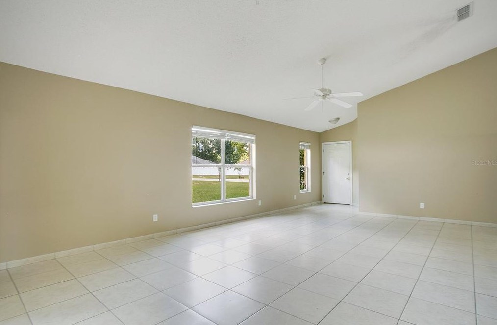 4051 Boca Woods Dr, Orlando, FL 32826-2607