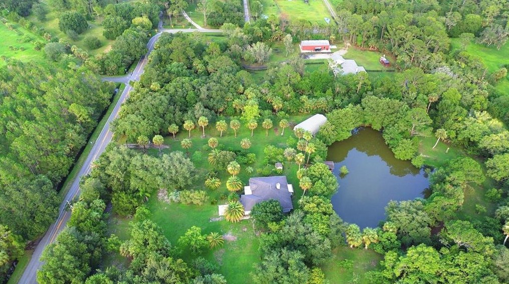 2700 E Osceola Rd, Geneva, FL 32732