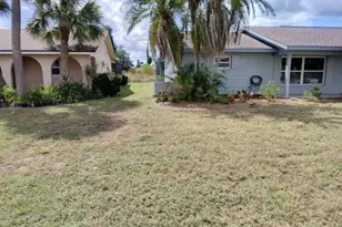 738 Flamingo Dr, Apollo Beach, FL 33572 - Photo 2