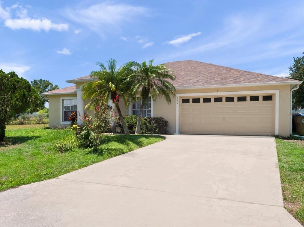 612 S Delmonte Ct, Kissimmee, FL 34758