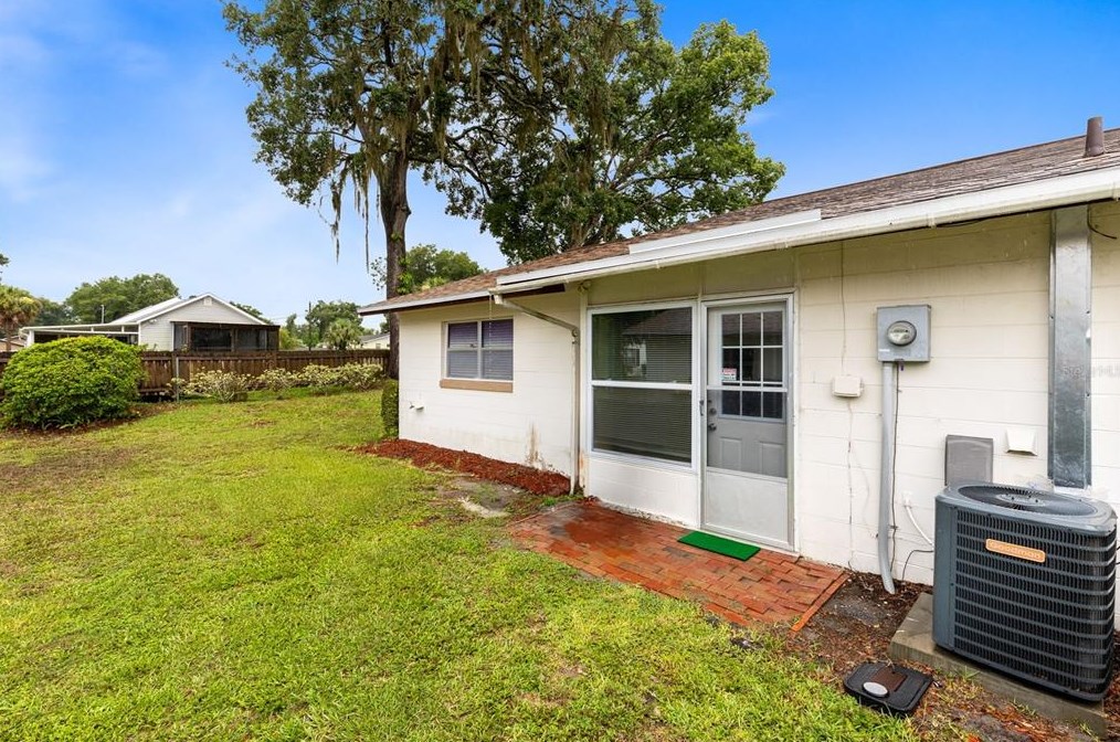706 E Minnesota Ave #c, Deland, FL 32724