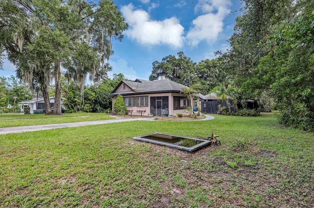 517 E Plymouth Ave, Deland, FL 32724