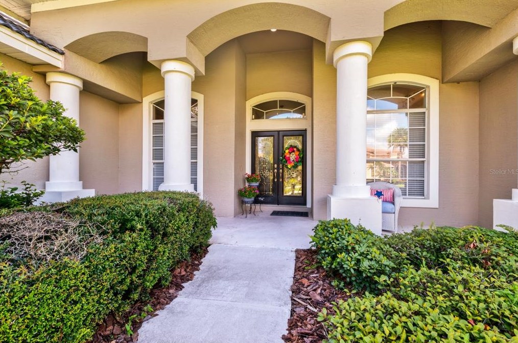 1915 Lake Roberts Ct, Windermere, FL 34786