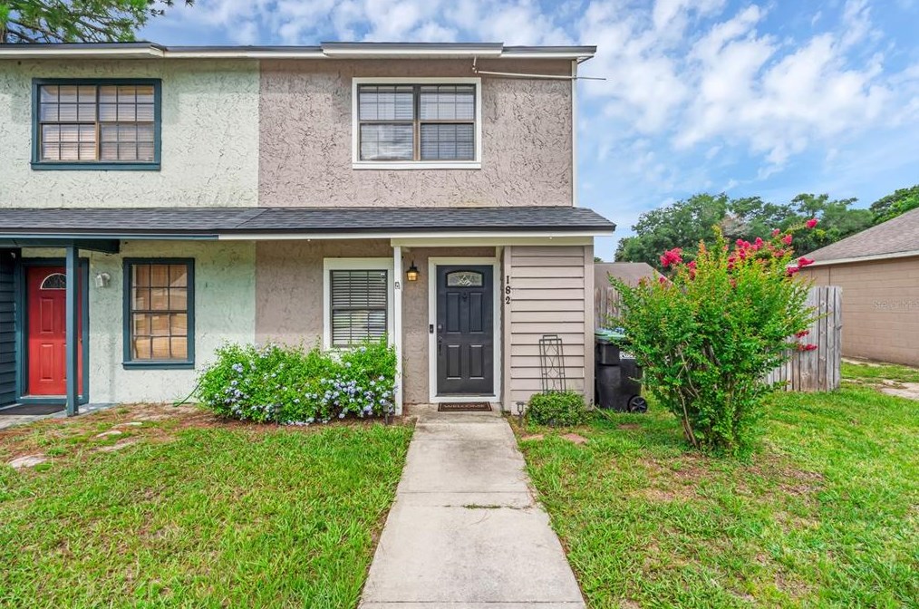 182 Dovetail Ct, Apopka, FL 32703