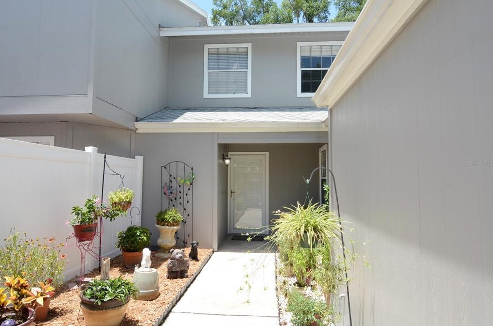 612 Maple Oak Cir #108, Altamonte Springs, FL 32701