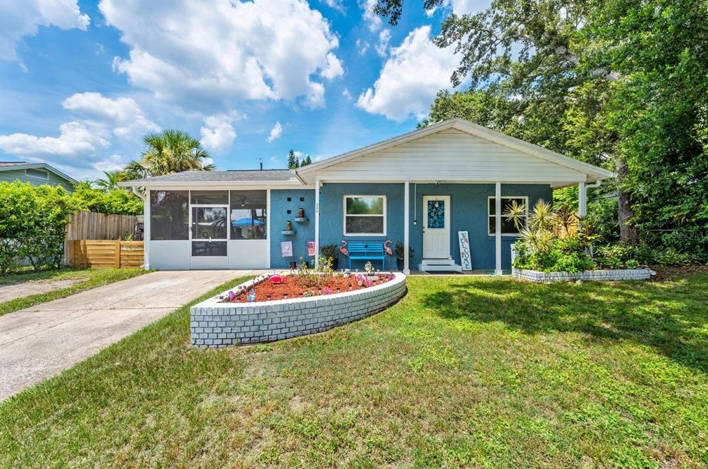 356 Clemson Dr, Altamonte Springs, FL 32714