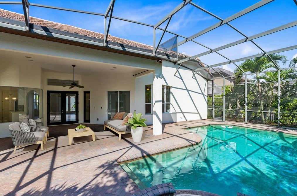 1431 Conway Isle Cir, Orlando FL  32809-3301 exterior