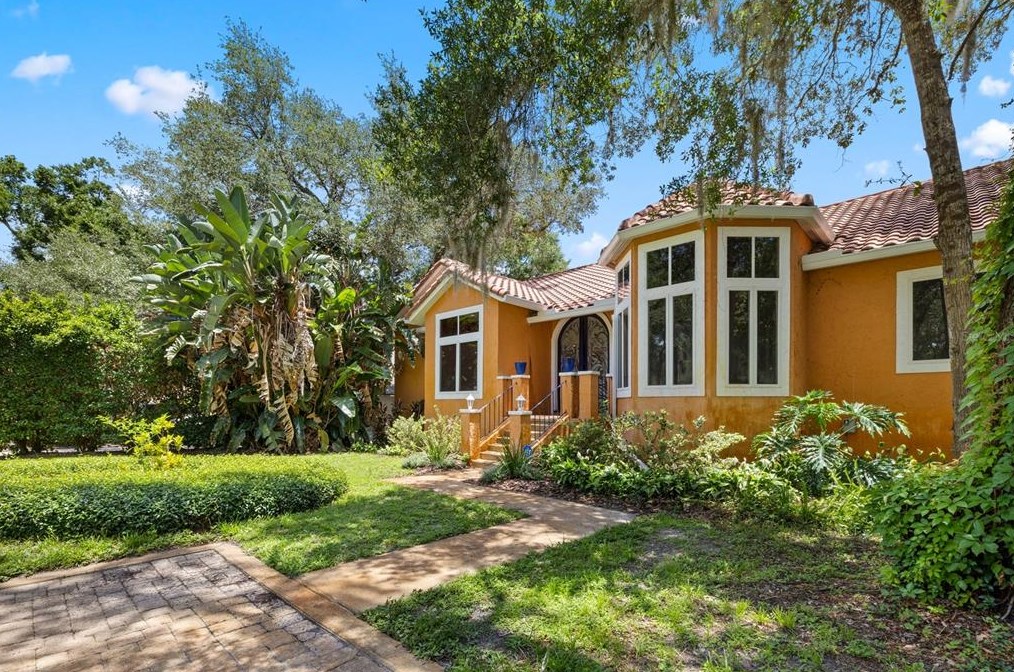 1821 Lakeshore Cir, Longwood, FL 32750