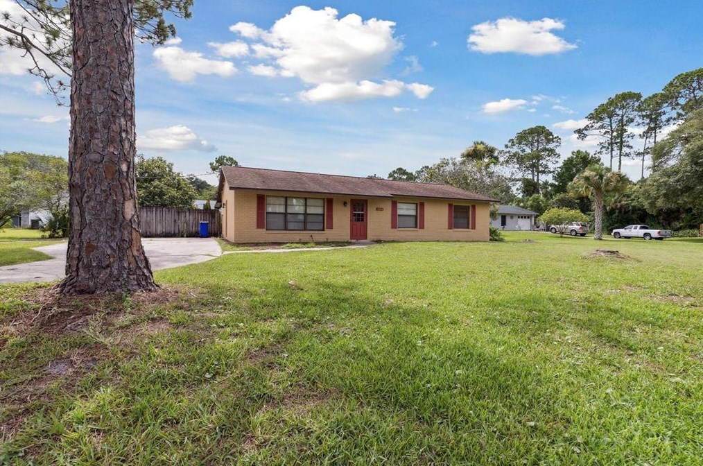 3503 Yule Tree Dr, Edgewater, FL 32141