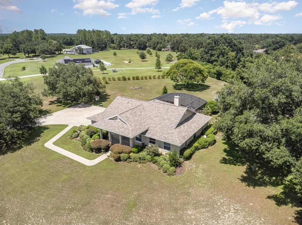 38142 Heron Dr, Umatilla, FL 32784