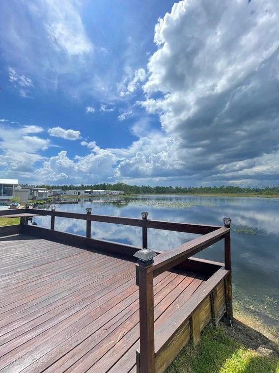 32 Kove Blvd, Osteen, FL 32764