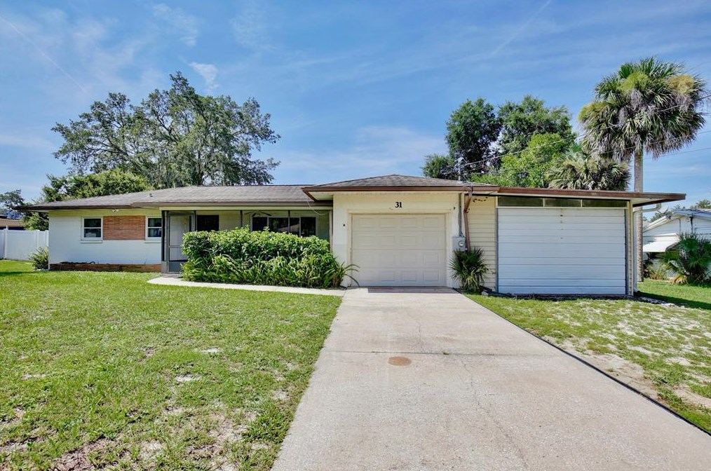 31 Sanford Ave, De Bary, FL 32713