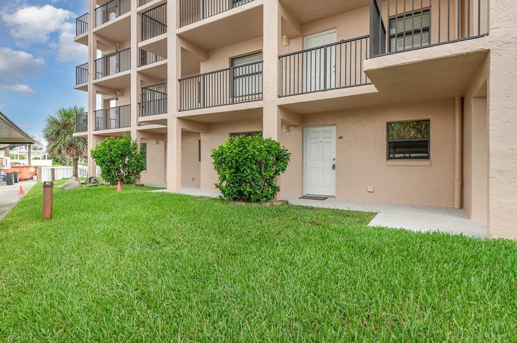 2390 Ocean Shore Blvd, Ormond Beach, FL 32176-2424