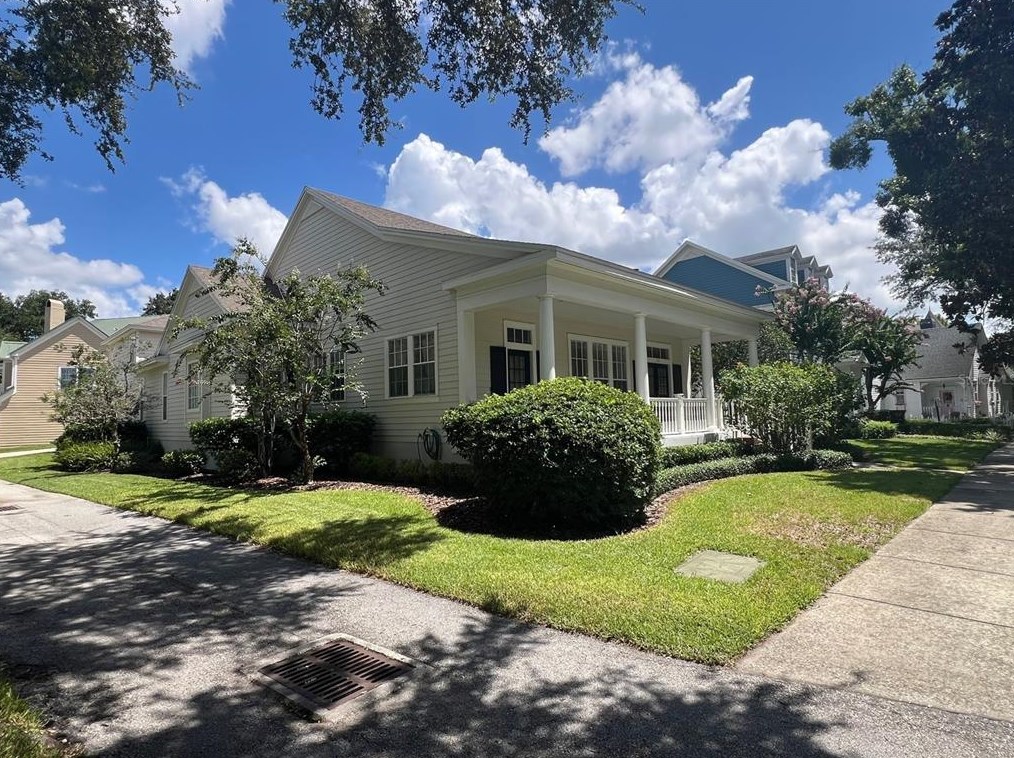 737 Honeysuckle Ave, Kissimmee, FL 34747