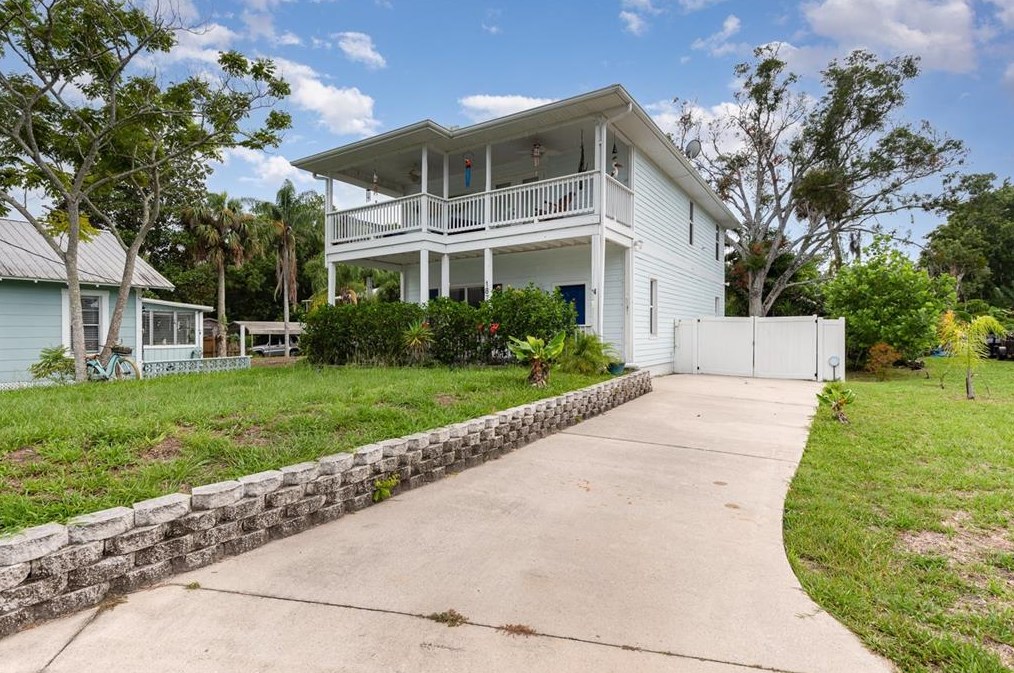 1870 Pioneer Trail, New Smyrna, FL 32168