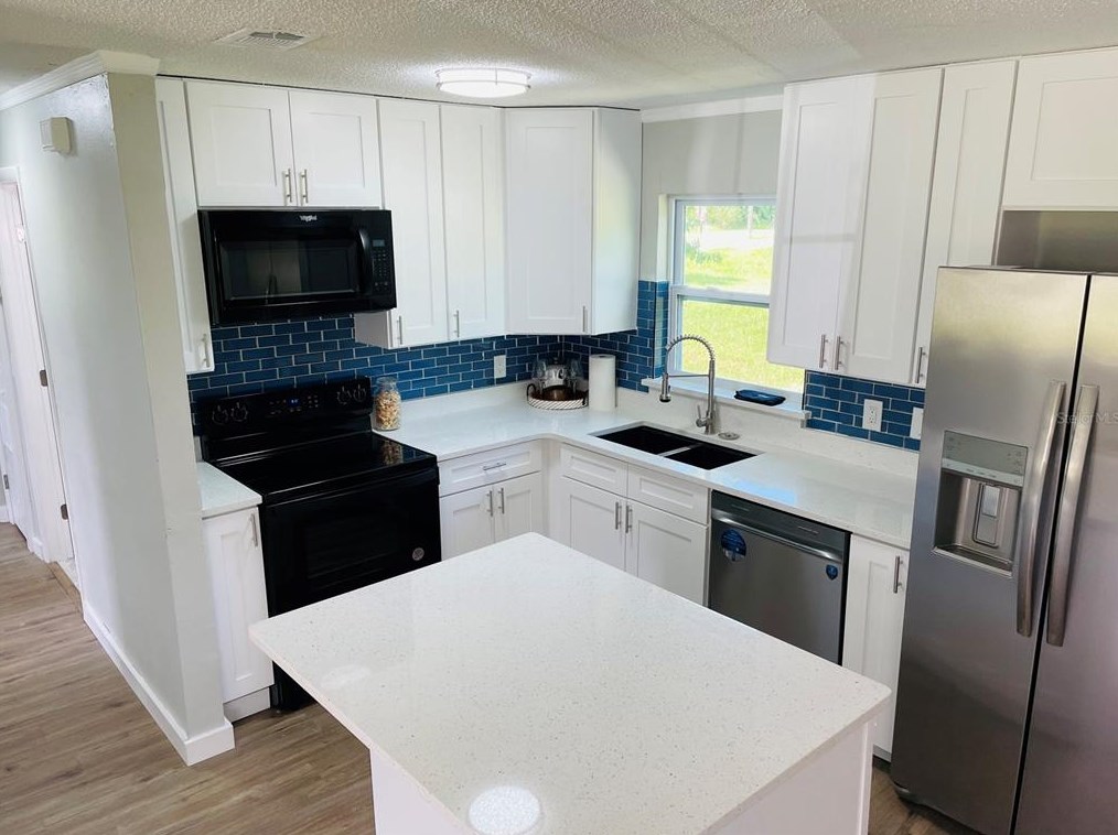 225 Cummings St, Oak Hill, FL 32759