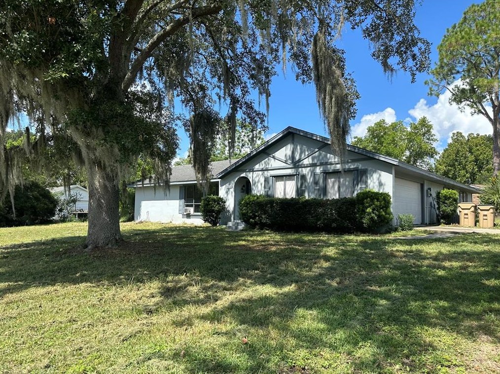 5241 Magnolia Terrace, Fruitland Park, FL 34731