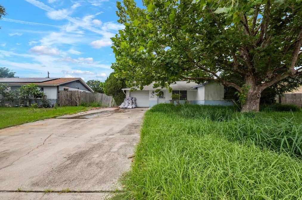 8399 78th Ave, Largo, FL 33777