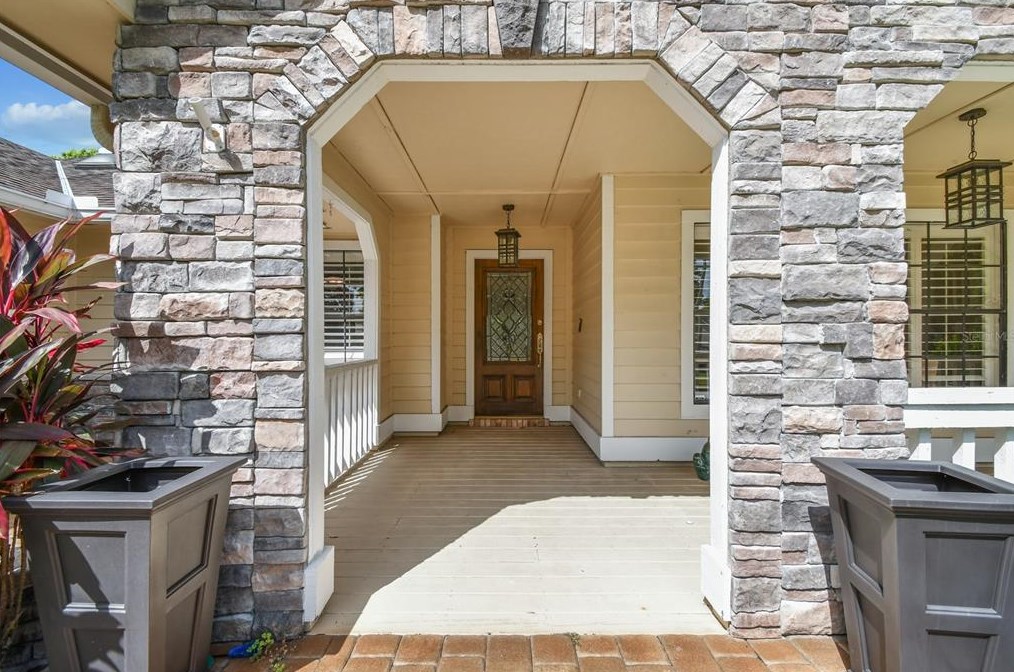208 N Chase Ct, Altamonte Springs, FL 32714