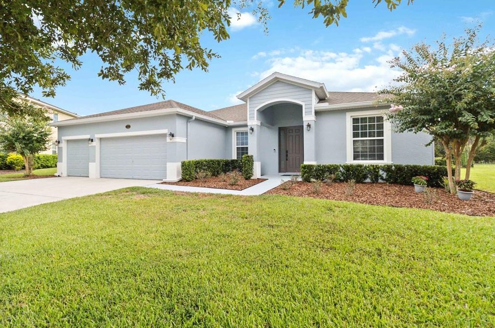 113 Myrtleberry Ln, Deland, FL 32724