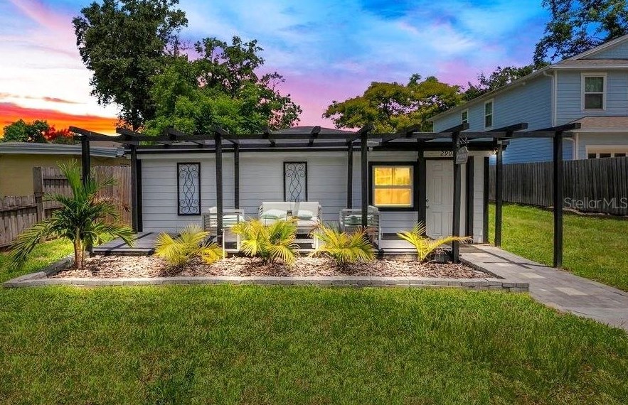 2907 Washington St, Orlando FL  32803-6452 exterior