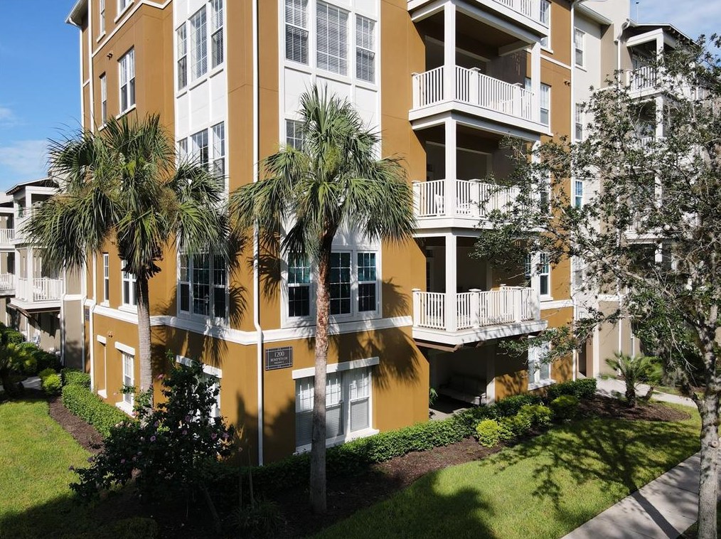 1200 Ironsmith Dr #208, Kissimmee, FL 34747