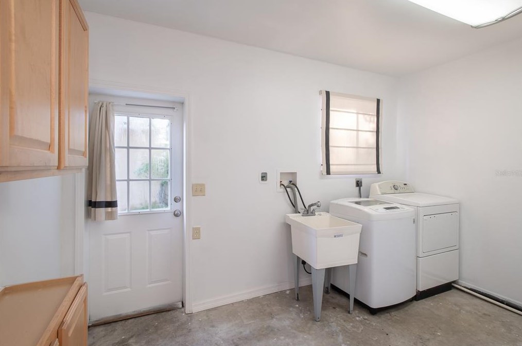 532 E Highland St, Altamonte Springs, FL 32701