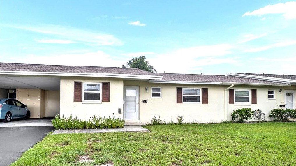 229 Elmwood Ave #229, Deland, FL 32724