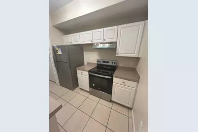 5578 Metrowest Boulevard #107, Orlando, FL 32811 - Photo 4